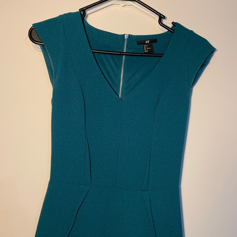 H&M Emerald Green Mini Dress - Picture 5 of 6